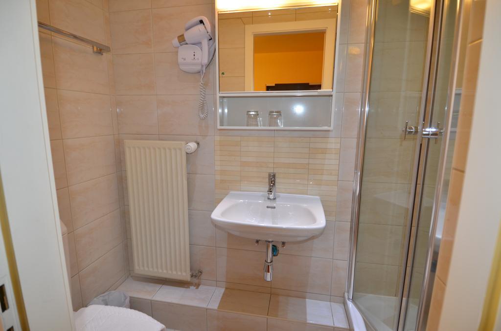 Beausite Hotel Crissier Exterior foto