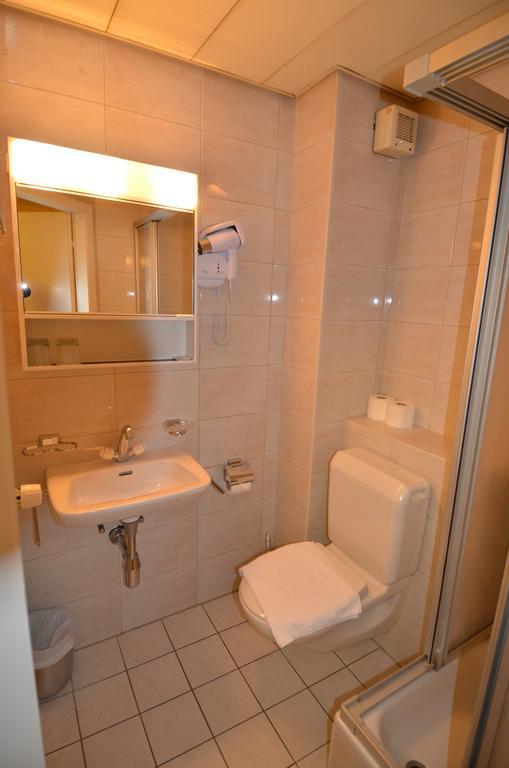 Beausite Hotel Crissier Exterior foto