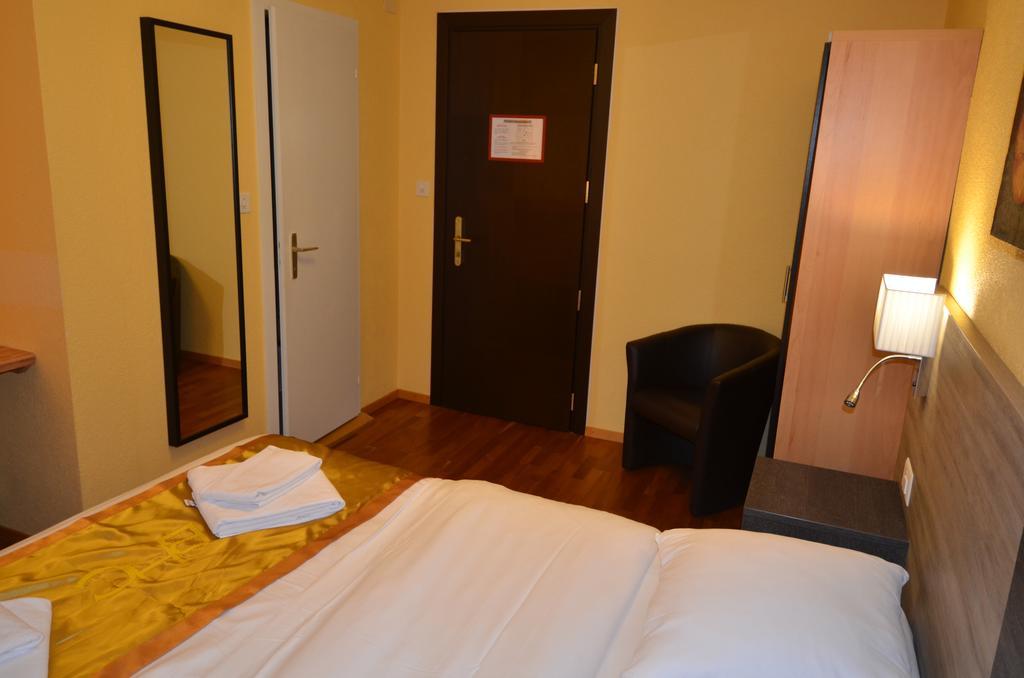 Beausite Hotel Crissier Exterior foto